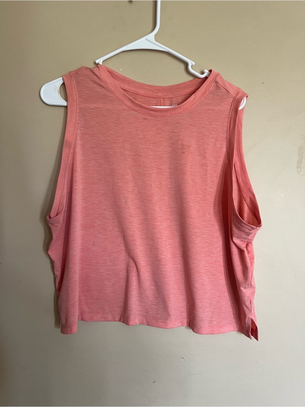 all in motion Coral Pink Sleeveless Crop Tank